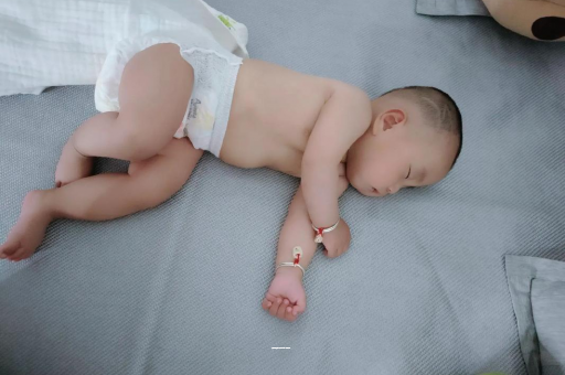 渠县4个月宝宝特点